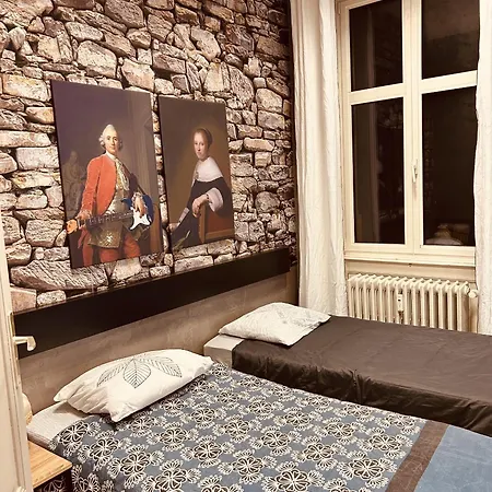 La Mariefacture - Comme Forteresse * Нёф-Бризах